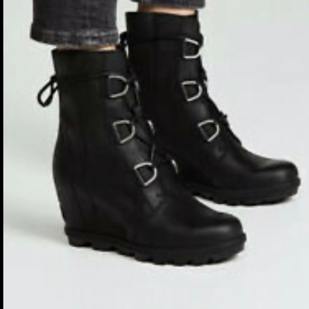 Sorel Artic Wedge Lace Up leather Wedge